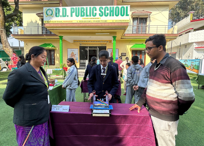 Science exhibition in DD Public school which is also one of the best school in Garhi Cantt. , Dehardun.