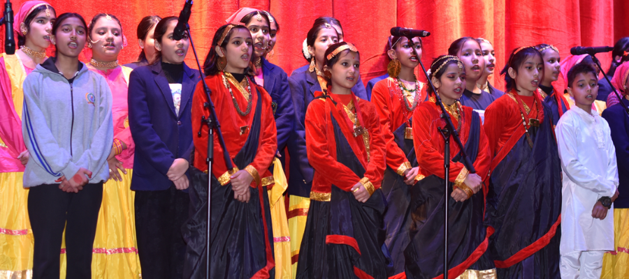 How Group Activities Teach Teamwork in Dehradun